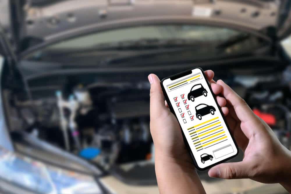 Using SMS to engage car repair customers enhances transparency